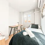 Spacious Apartment In Malaga - Tcm